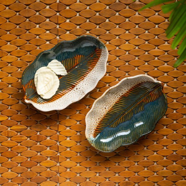 'The Banana Leaf' Serving Platters In Ceramic (Set Of 2, 9.8 Inch, Microwave Safe)