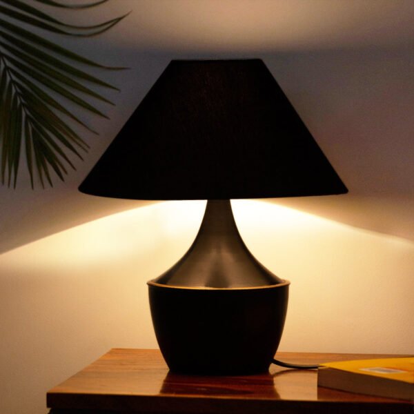 'Intriguingly Goth' Table Lamp in Iron (14 Inch, Matte Black, Handcrafted)